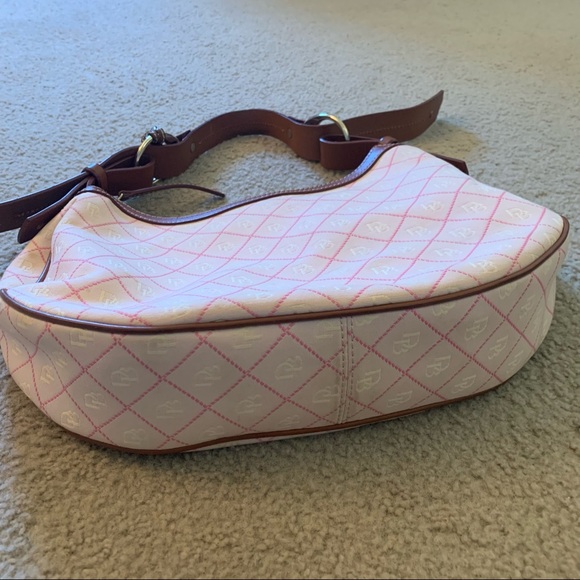 Dooney & Bourke Bag with Matching Wallet - Picture 5 of 12